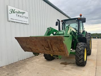 Main image John Deere 6135E